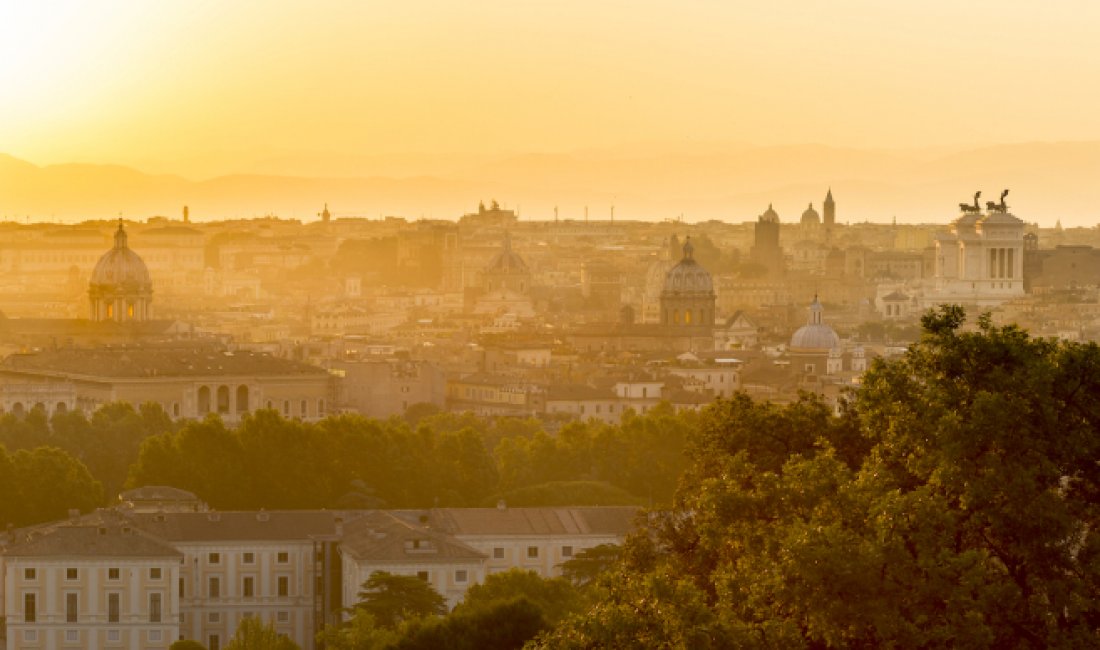Roma vista dal gianicolo all’alba