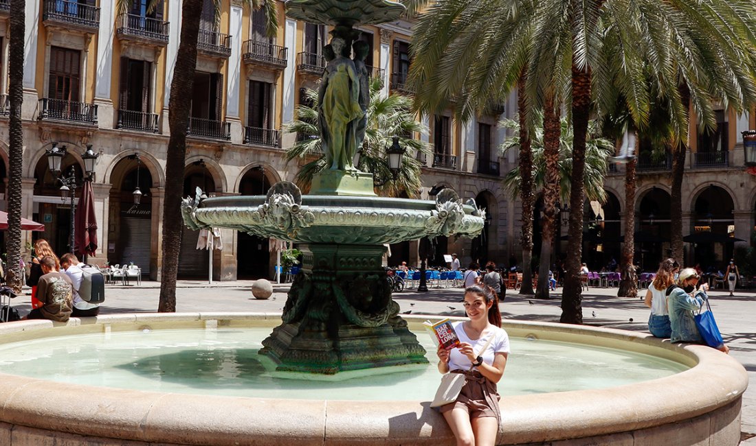La fontana delle tre grazie in Plaça Reial | Credit Gaia Tamburini