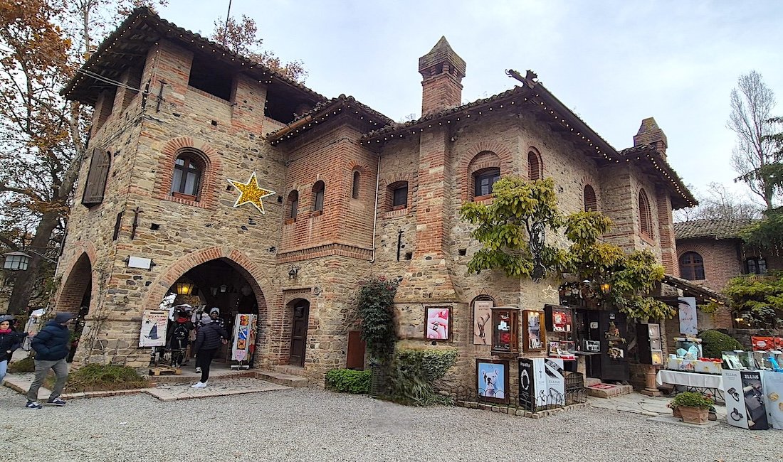 Al mercatino di Grazzano Visconti