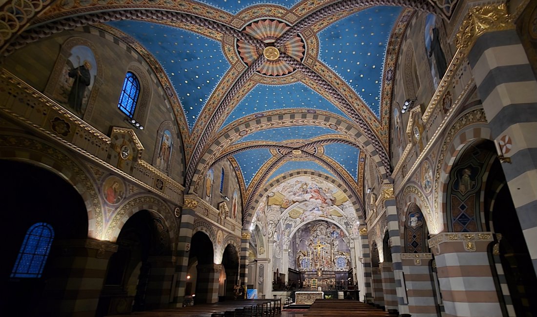 L'interno del Duomo di Bobbio
