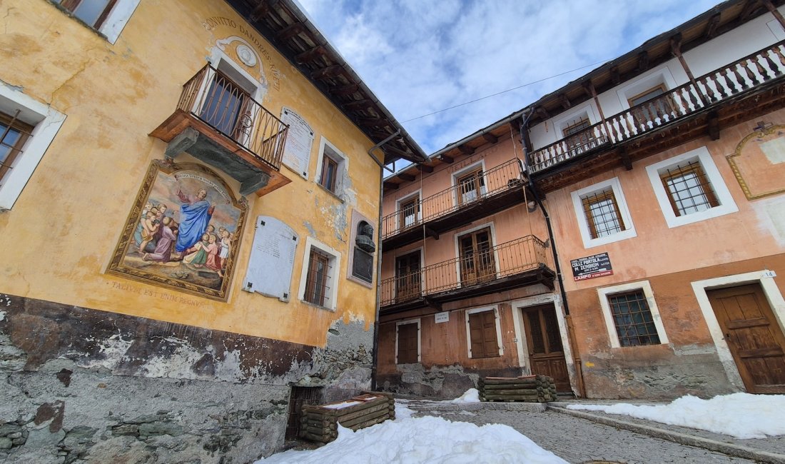 Le antiche case di Antagnod