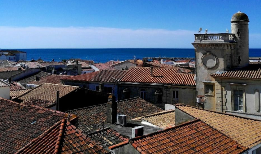 I tetti di Saintes-Maries-de-la-Mer visti dalla cattedrale © Francesco Giro