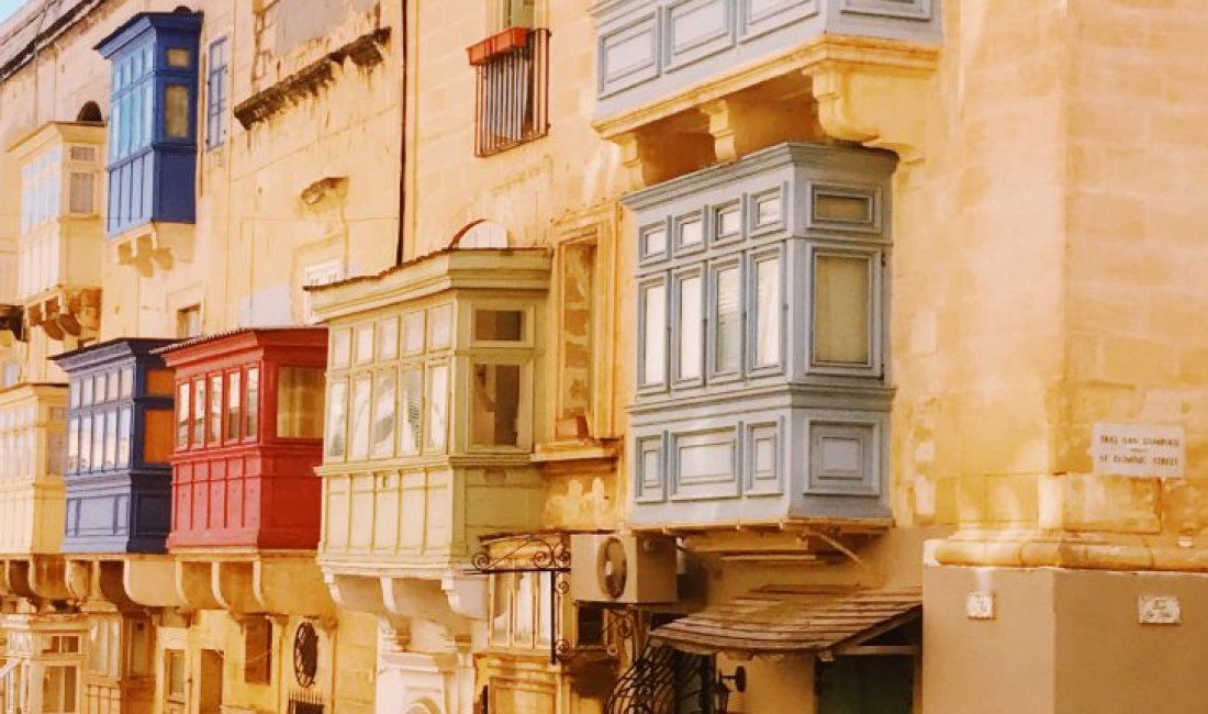 La Valletta, case baciate dal sole © Simona Pio