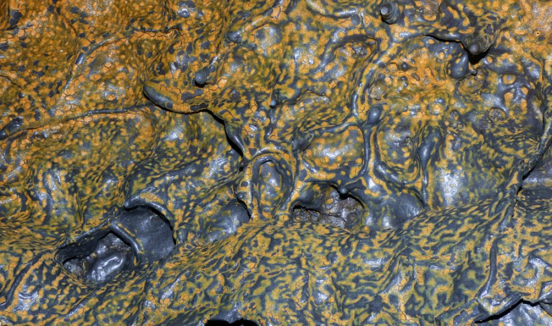 Le formazioni di lava della Gruta do Carvão. Credits Ana Couto / Shutterstock