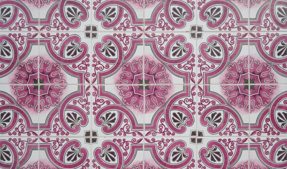 Colori e geometrie degli azulejos. Credits Jessicadlcm / Shutterstock