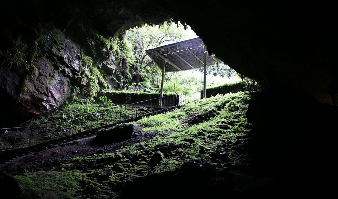 L'ingresso di Dunmore Cave. Credits Jan-Philipp Litza Wikipedia Creative Commons
