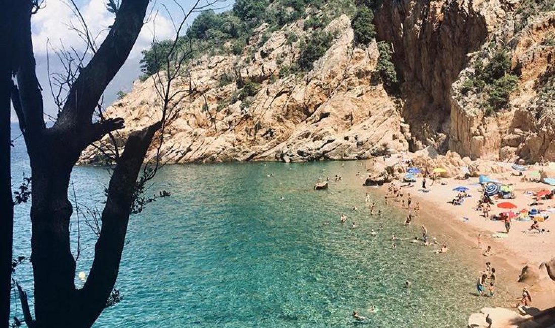 La spiaggia di Ficajola | copy Francesco Giro