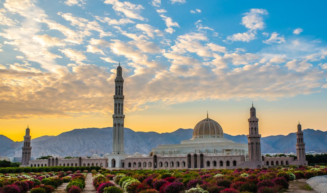 La Grande Moschea di Muscat. Credits Gopal Sutar / Shutterstock