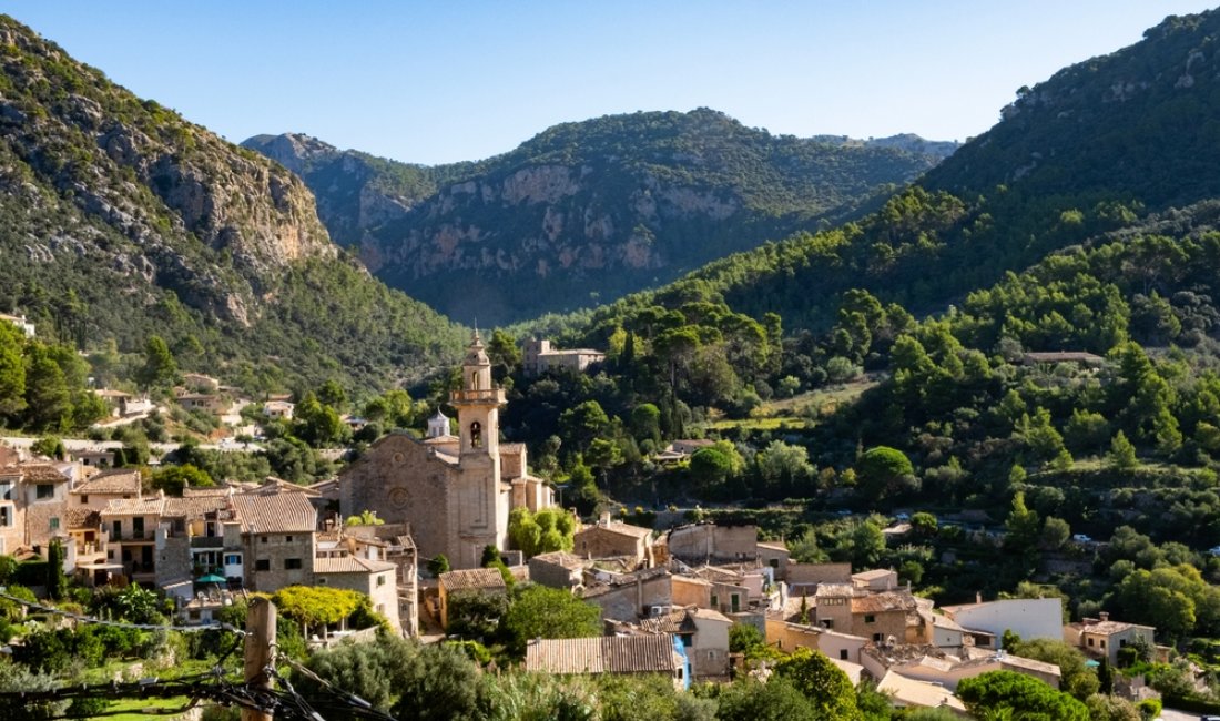 Il villaggio di Valldemossa. Credits Joshua_Gibson / Shutterstock