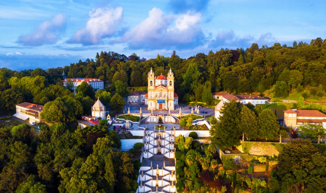 Il Santuário do Bom Jesus do Monte. Credits Madrugada Verde / Shutterstock