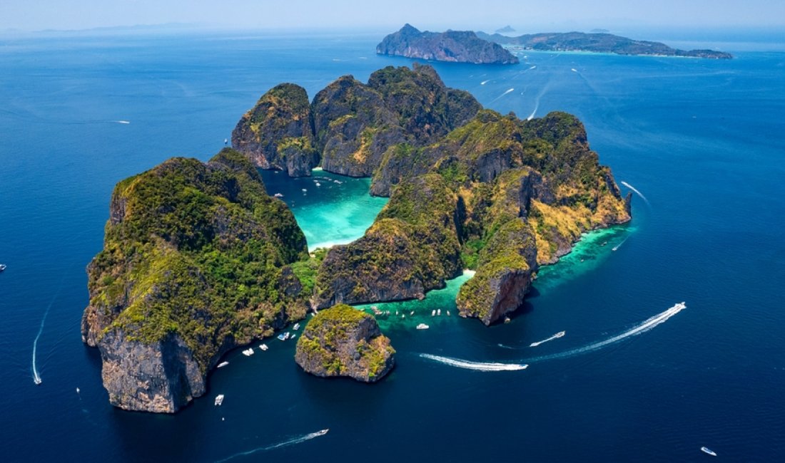 La meravigliosa Maya Bay a Krabi. Credits Parilov / Shutterstock