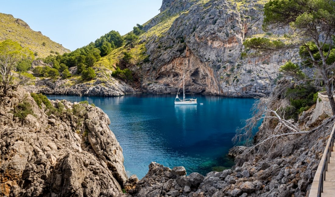 La caletta di Sa Calobra. Credits Kris Hoobaer / Shutterstock