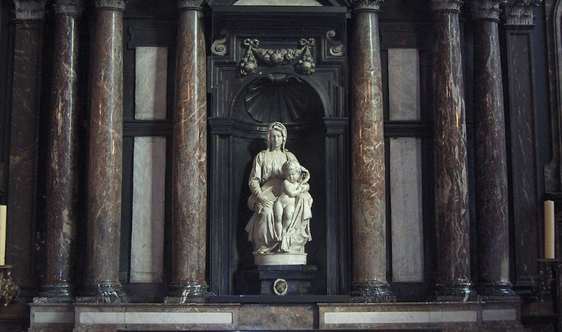 La Madonna con bambino di Michelangelo