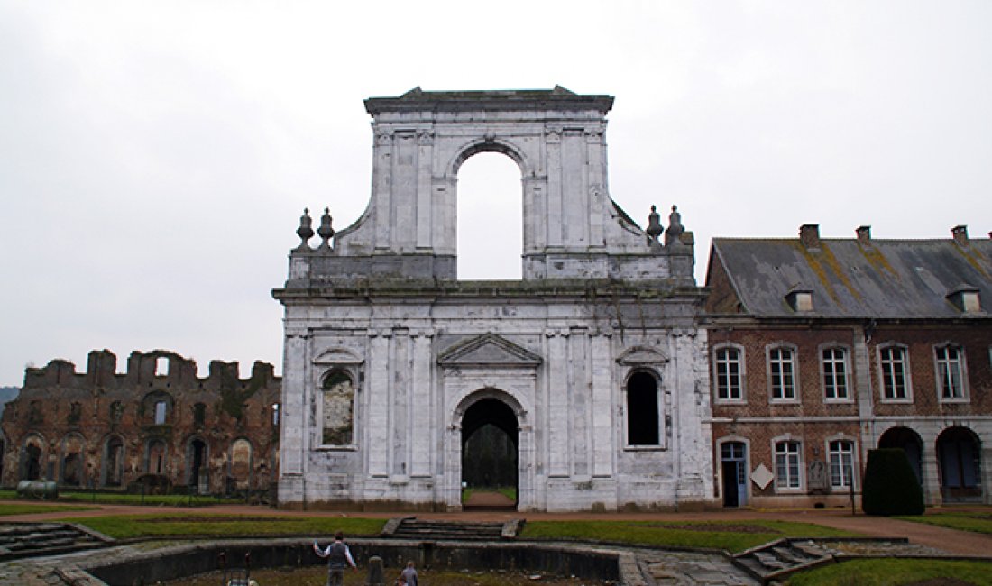 Thuin, l'Abbazia di Aulne © I Viaggi di Dante