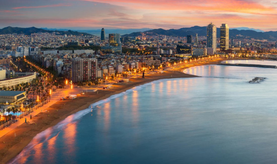 Barcellona, scende la notte