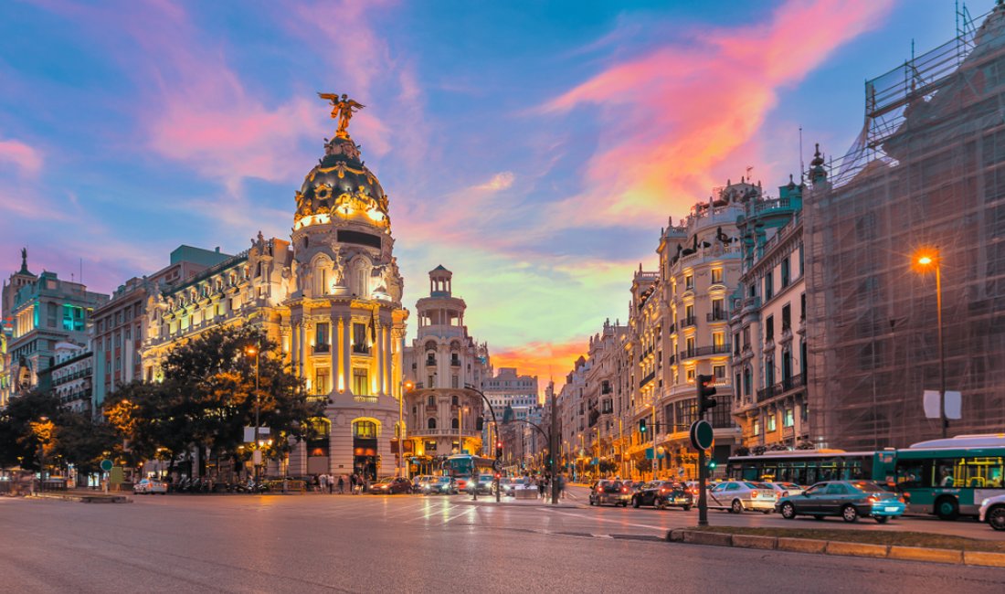 La Gran Vía. Credits basiczto / Shutterstock