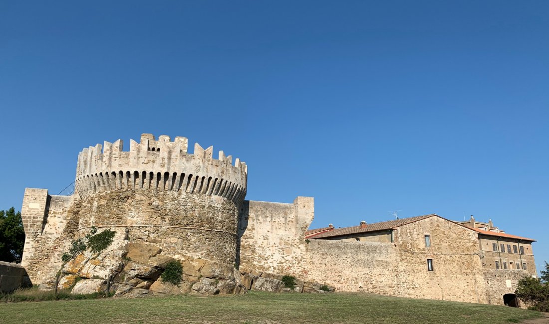 Il castello di Populonia | copy Erika Scafuro