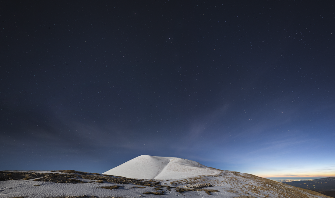 In cima al Monte Vettore, con le stelle dell'Orsa. Credits Alberto Montemurro