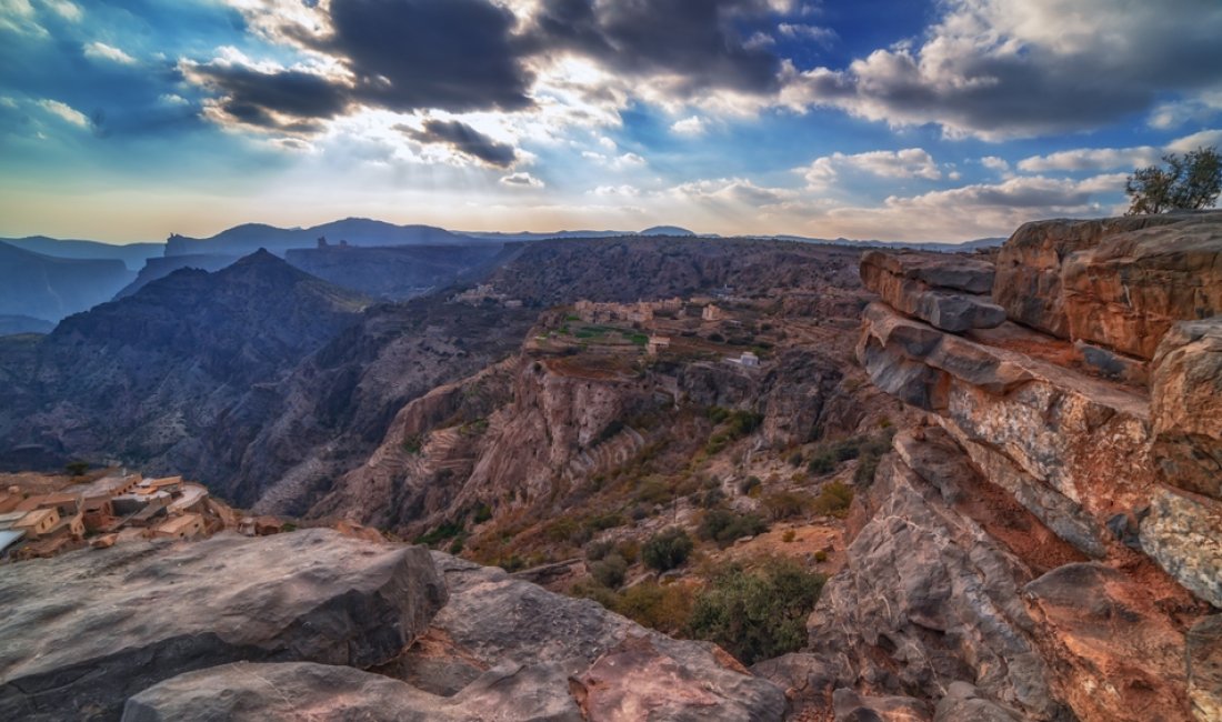 Cielo e montagne, Jebel Akhdar. Credits muzahid karim / Shutterstock