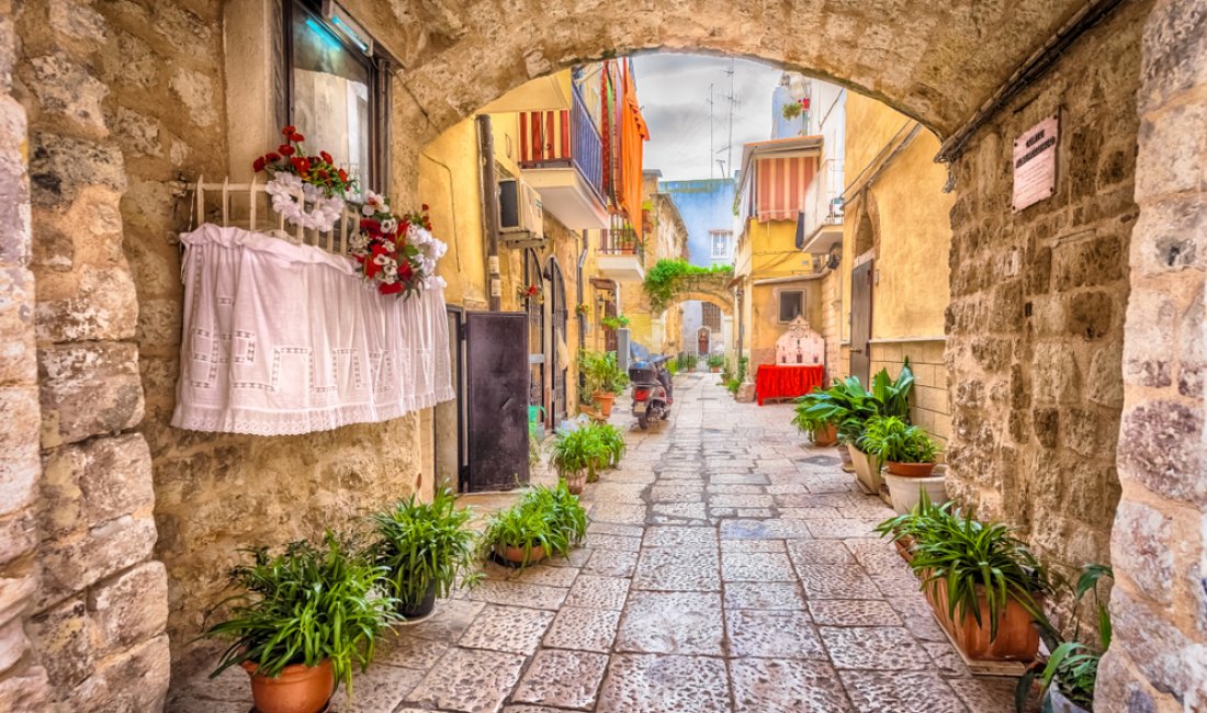Un vicolo di Bari Vecchia