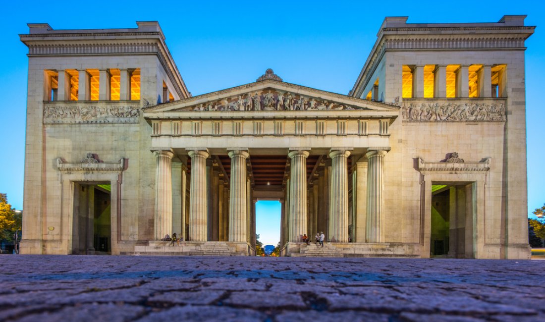 I propilei di Königsplatz, Monaco di Baviera