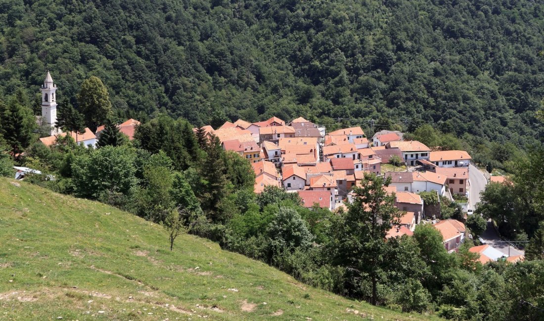 Il borgo di Bavastrelli. Credits Antonio S / Shutterstock