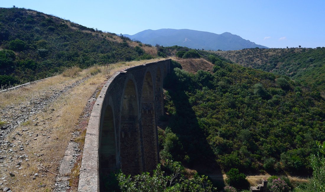 Un ponte della ferrovia del Sulcis