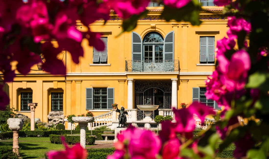 Il giardino fiorito della Lenbachhaus, Monaco