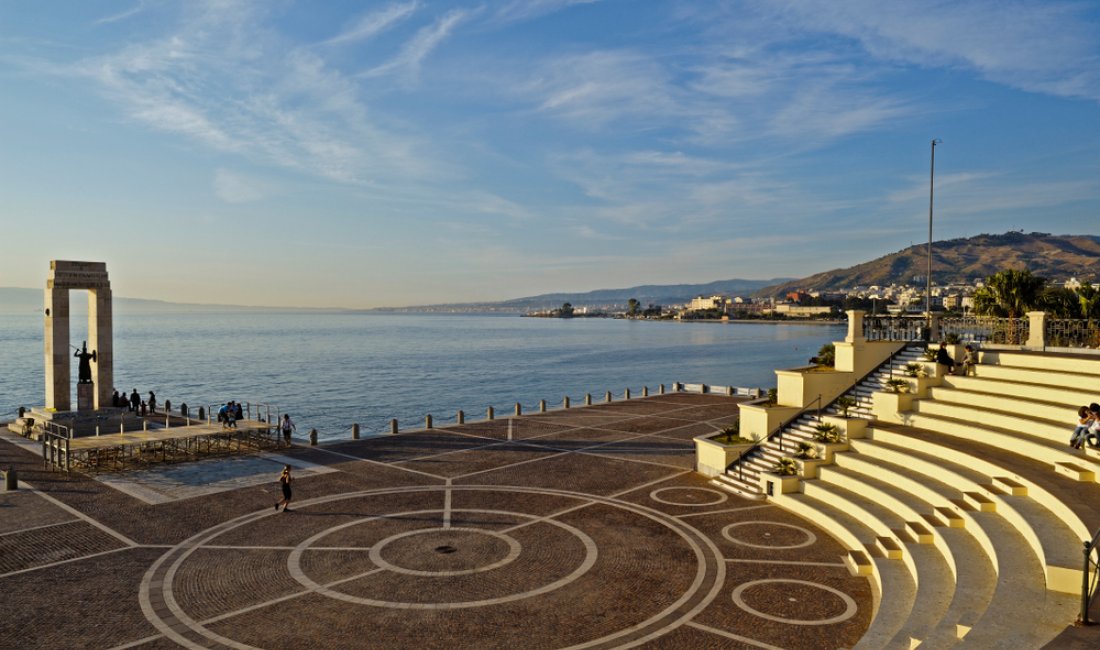 Reggio Calabria: lungomare Falcomatà