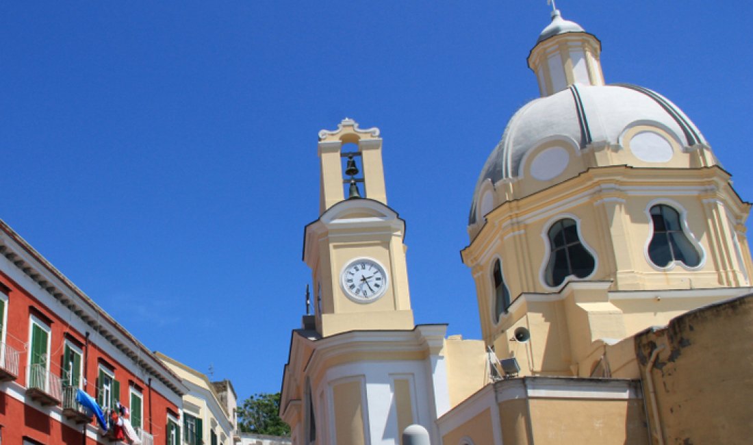 Procida, il Santuario di Santa Maria delle Grazie