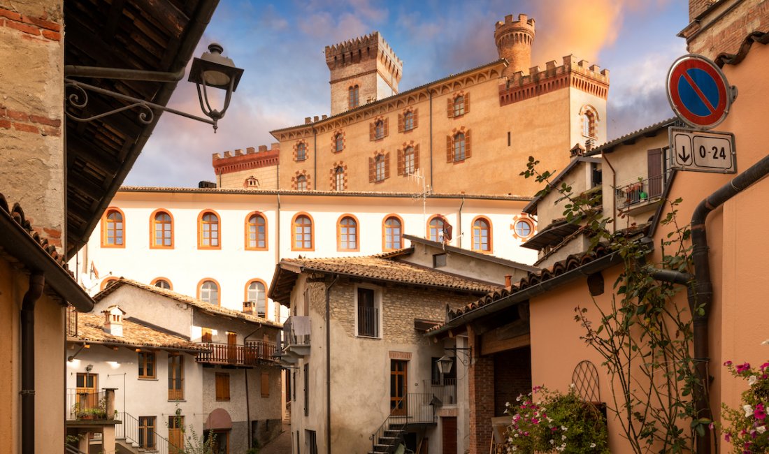 Il Castello di Barolo. Credits ventdusud / Shutterstock