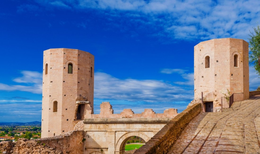 Porta Venere a Spello. Credits Cris Foto / Shutterstock