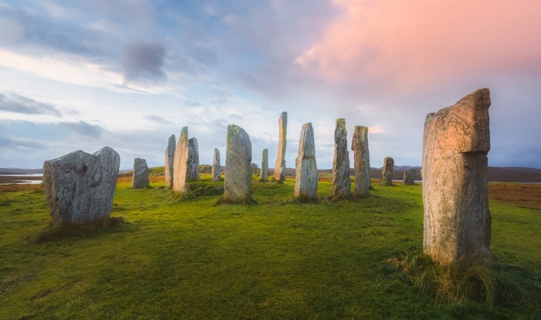 Callanish Standing Stones. Credits Stephen Bridger / Shutterstock