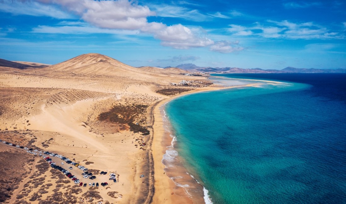 Playa de Sotavento. Credits DaLiu / Shutterstock