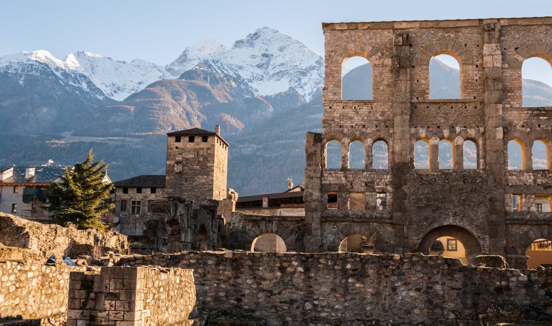Aosta, il Teatro Romano. Credits gab90 / Shutterstock
