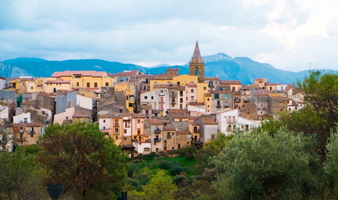 Il paesino di Castelbuono tra le Madonie