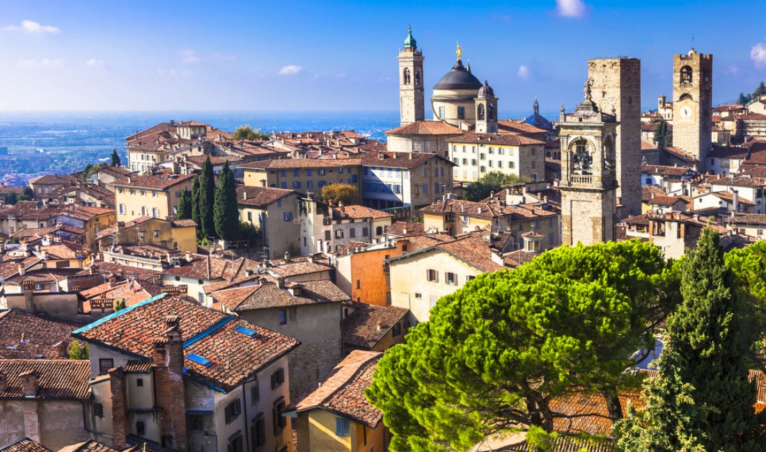 Sui tetti di Bergamo