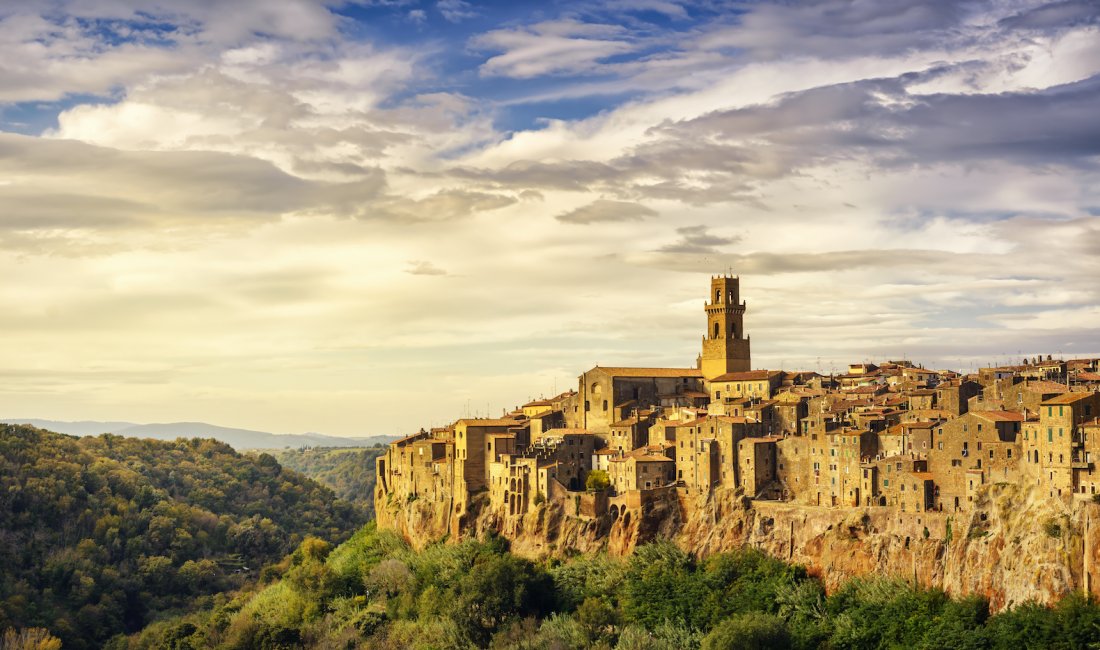 Pitigliano, borgo magico in Maremma. Credits StevanZZ / Shutterstock