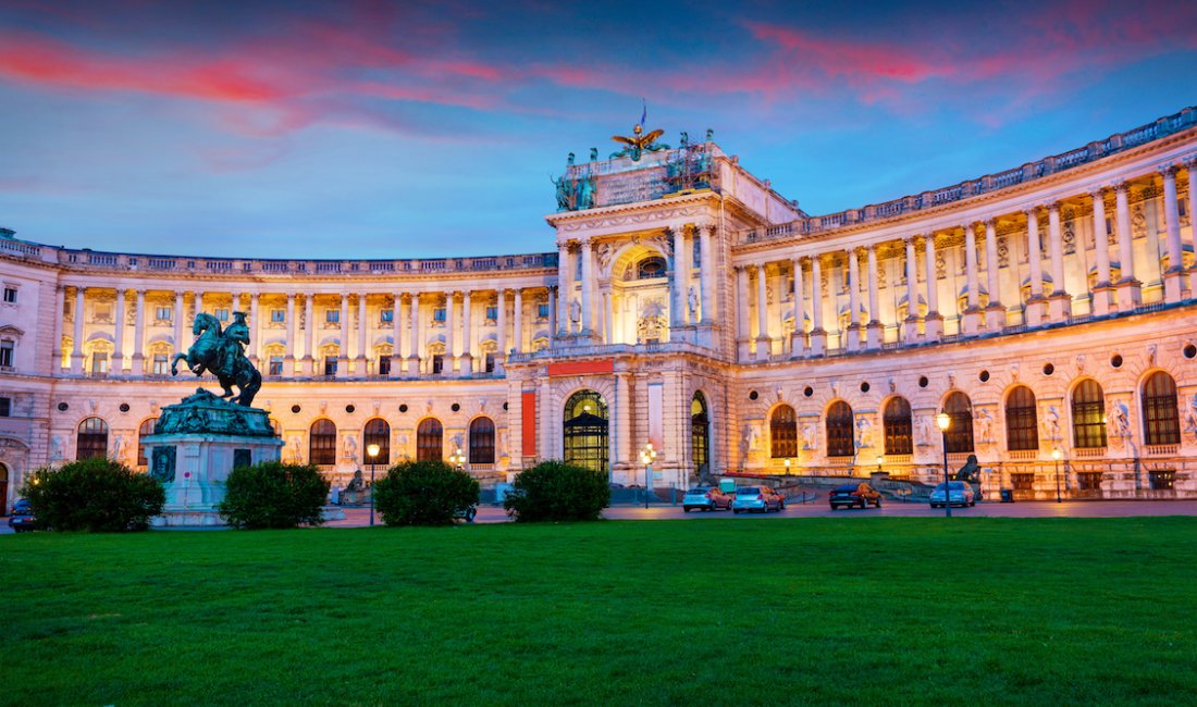Vienna, sfarzo della Hofburg