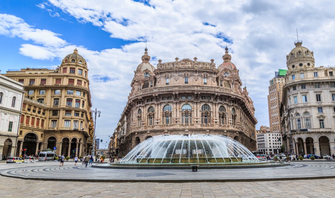 Genova, Piazza De Ferrari. Credits Garsya / Shutterstock