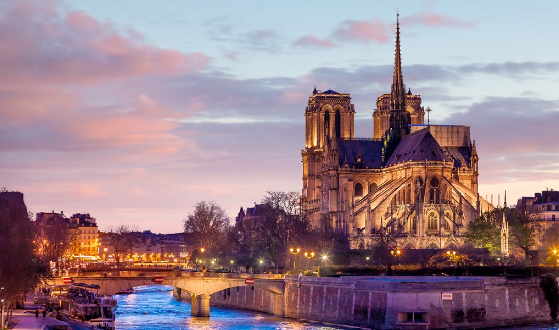 Notre-Dame. Credits f11photo / Shutterstock