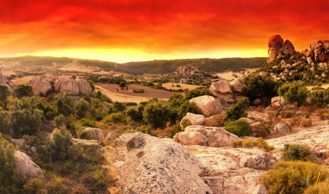 Un magnifico tramonto alla Valle della Luna