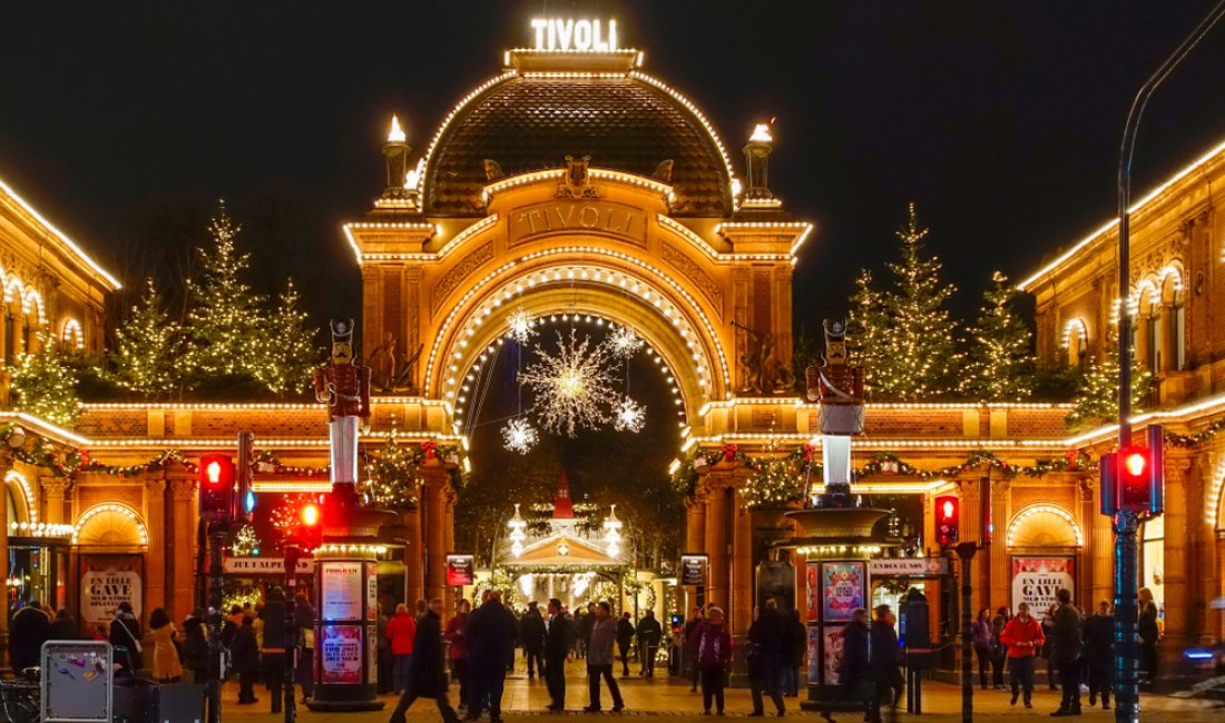 Copenaghen, Natale al parco di Tivoli. Credits footageclips / Sutterstock 