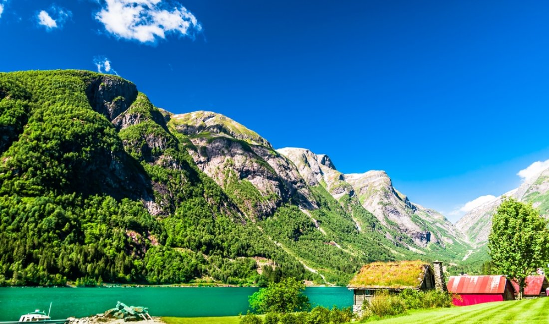 Case tradizionali sul Sognefjord. Credits streetflash / Shutterstock