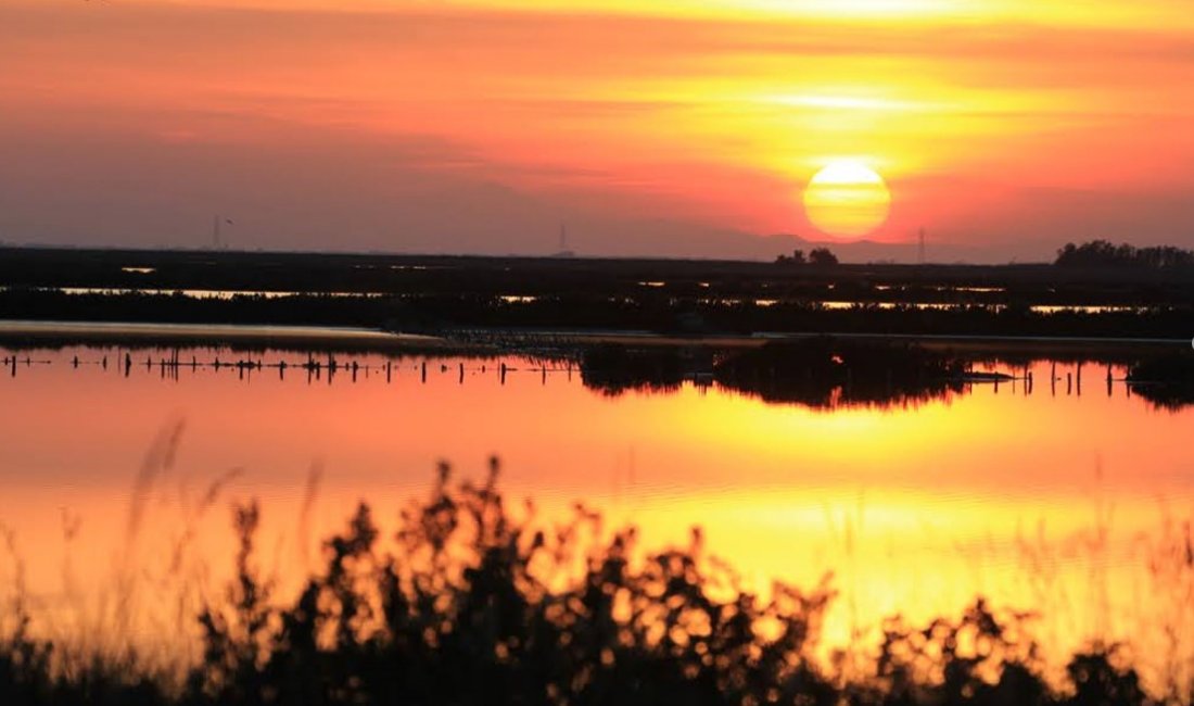 Un meraviglioso tramonto sulle saline | Credit Lilli e Umberto Miele